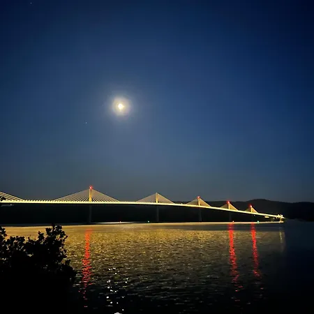 Charming Coastal In *